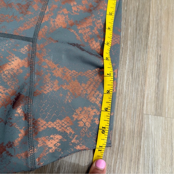 IRHAZ Size S Grey Snakeskin High Waist Ruched Metallic Legging - Picture 3 of 8